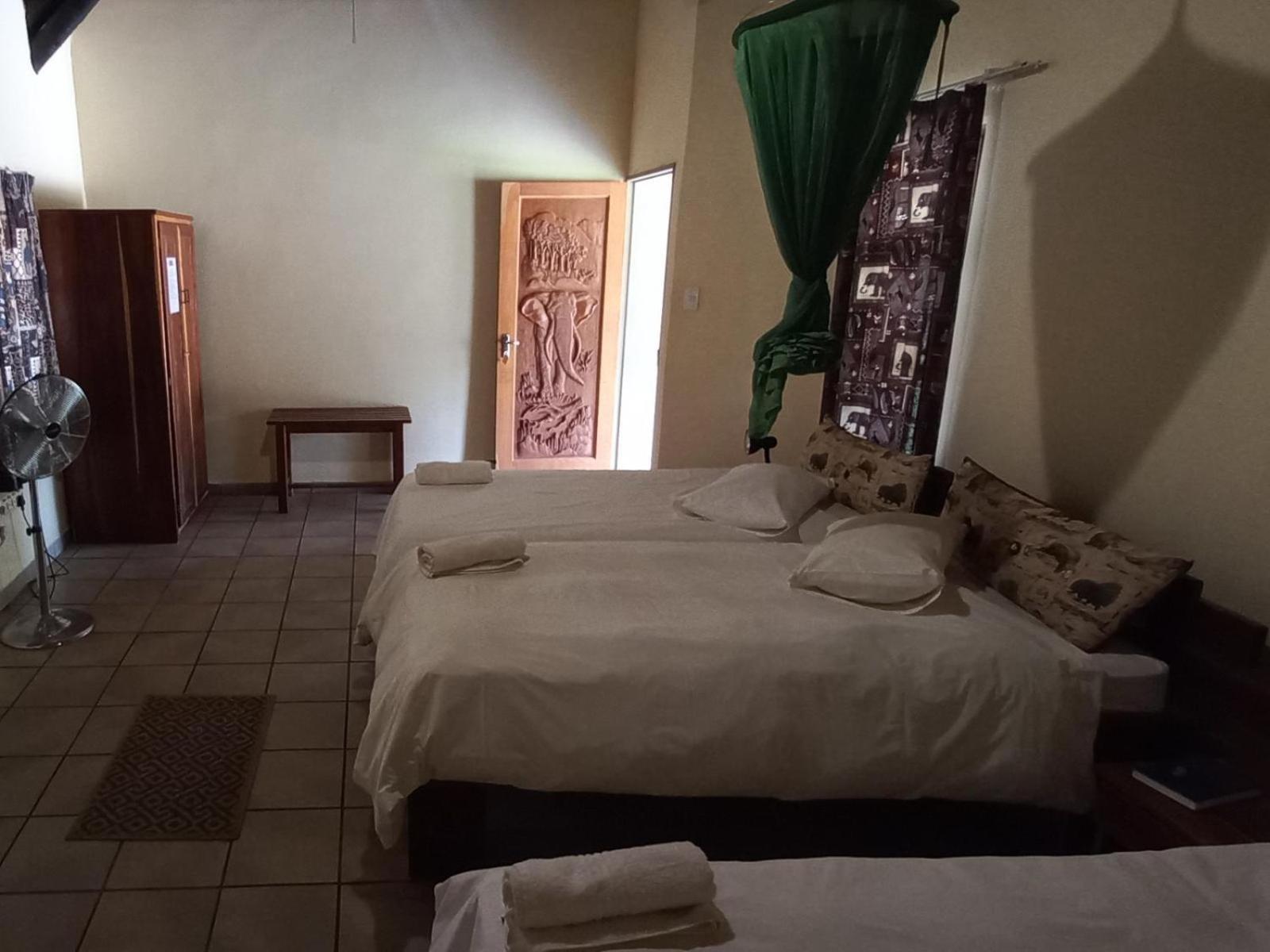 Ombinda Country Lodge Outjo Ruang foto